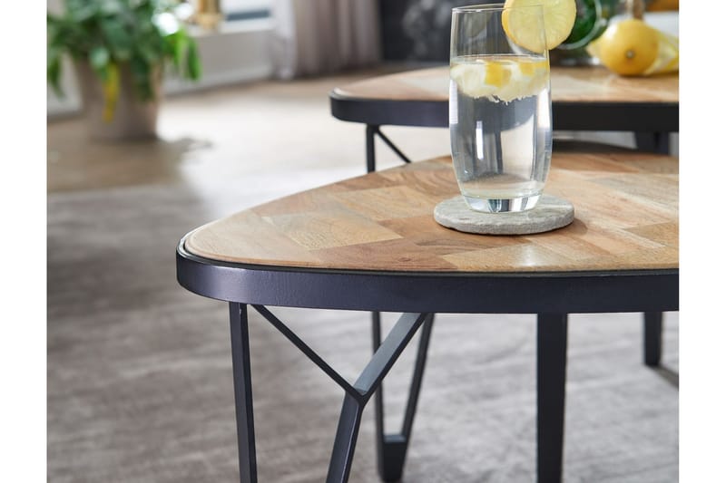 Willowdale Satsbord 60 cm Trekantig - Brun/Svart - Products - Möbler - Bord & matgrupp - Avlastningsbord & sidobord - Satsbord