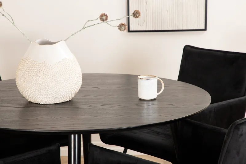 Dipp Matgrupp 115 cm Rund med 4 Petra stolar - Svart - Products - Möbler - Bord & matgrupp - Matgrupp