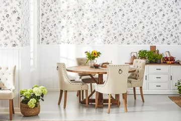 Lyon Matgrupp Ø150 cm Rund med 4 st Viktoria Stolar - Vintage Alm / Beige - Products - Möbler - Bord & matgrupp - Matgrupp