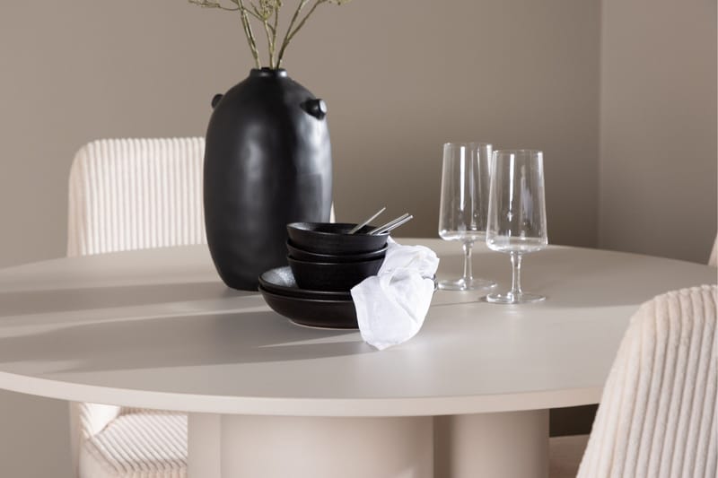 Olivia Matgrupp 110 cm Rund med 4 Leone stolar - Beige/Beige - Products - Möbler - Bord & matgrupp - Matgrupp