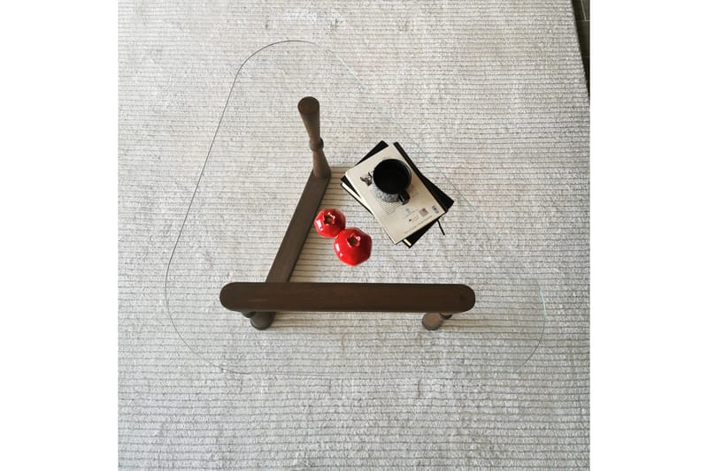 Sabani Soffbord 96 cm Trekantig - Valnötsbrun - Products - Möbler - Bord & matgrupp - Soffbord