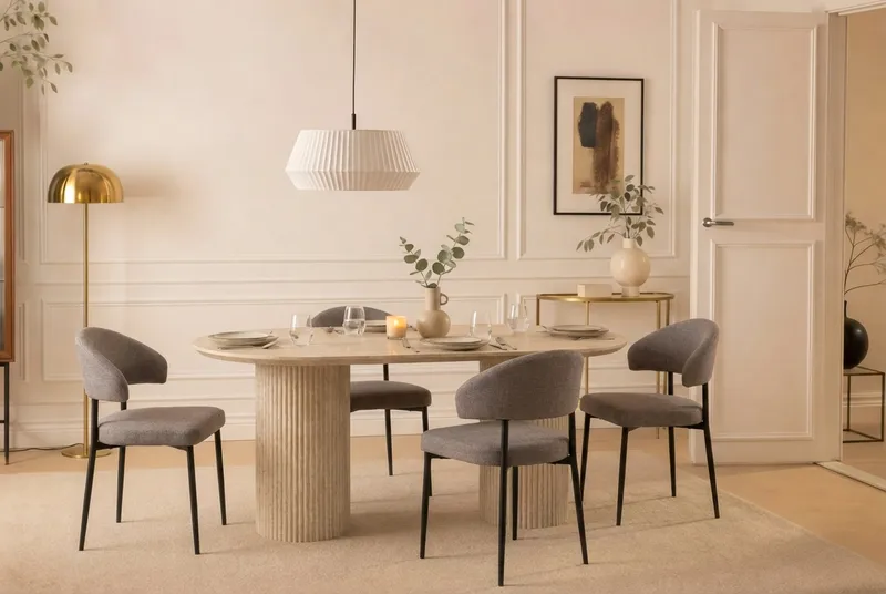 Uppveda Ovalt Matbord 180x90 cm med 4 Sawako Greige Stolar - Travertin/Greige - Products - Möbler - Bord & matgrupp - Matgrupp