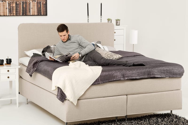Dolly Kontinentalsäng 210x210 cm - Beige - Products - Möbler - Säng - Kontinentalsäng
