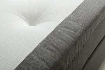 James Kontinentalsäng 160x200 cm - Ljusgrå - Products - Möbler - Säng - Kontinentalsäng