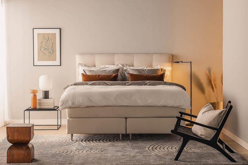 Oslo Lyx Sängpaket Boucle 180x200 Knappad gavel - Beige - Products - Möbler - Säng - Kontinentalsäng