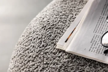 Peg Sittpall - Grå - Products - Möbler - Fåtölj & stolar - Pall & puff