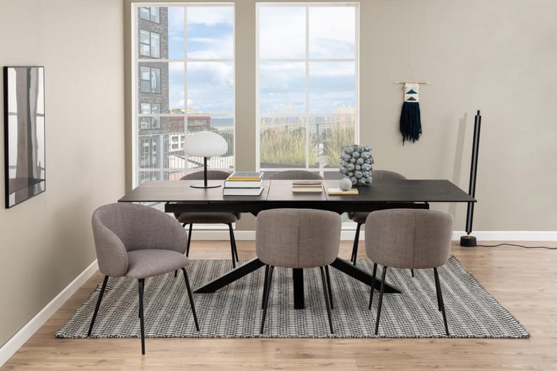 Sarad Karmstol - Brun - Products - Möbler - Fåtölj & stolar - Karmstol