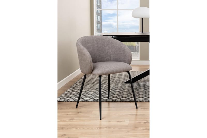 Sarad Karmstol - Brun - Products - Möbler - Fåtölj & stolar - Karmstol