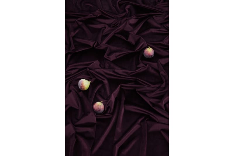 Mary Gardin 135x250 cm - Lila - Products - Textil & mattor - Gardiner - Gardinlängder - Kanallängd