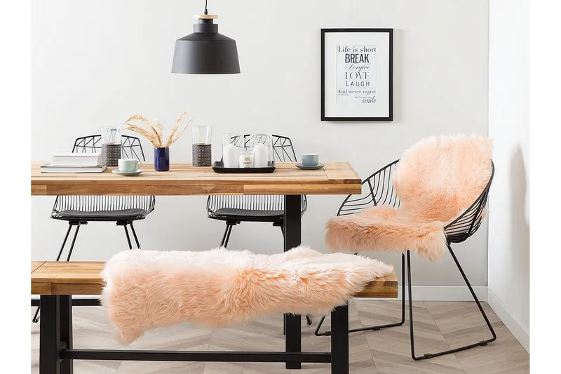 Uluru Fårskinn 65|110 cm - Rosa - Products - Textil & mattor - Matta - Fäll & skinnmatta - Fårskinn & lammskinn