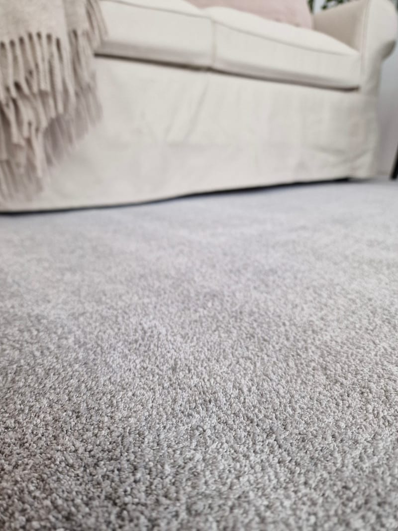 Feel Ryamatta 240x340 - Silver - Products - Textil & mattor - Matta - Modern matta - Ryamatta