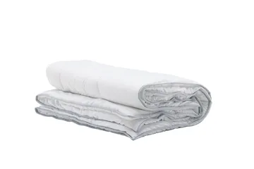 Alice Duvet - Vit - Products - Textil & mattor - Sängkläder - Täcke